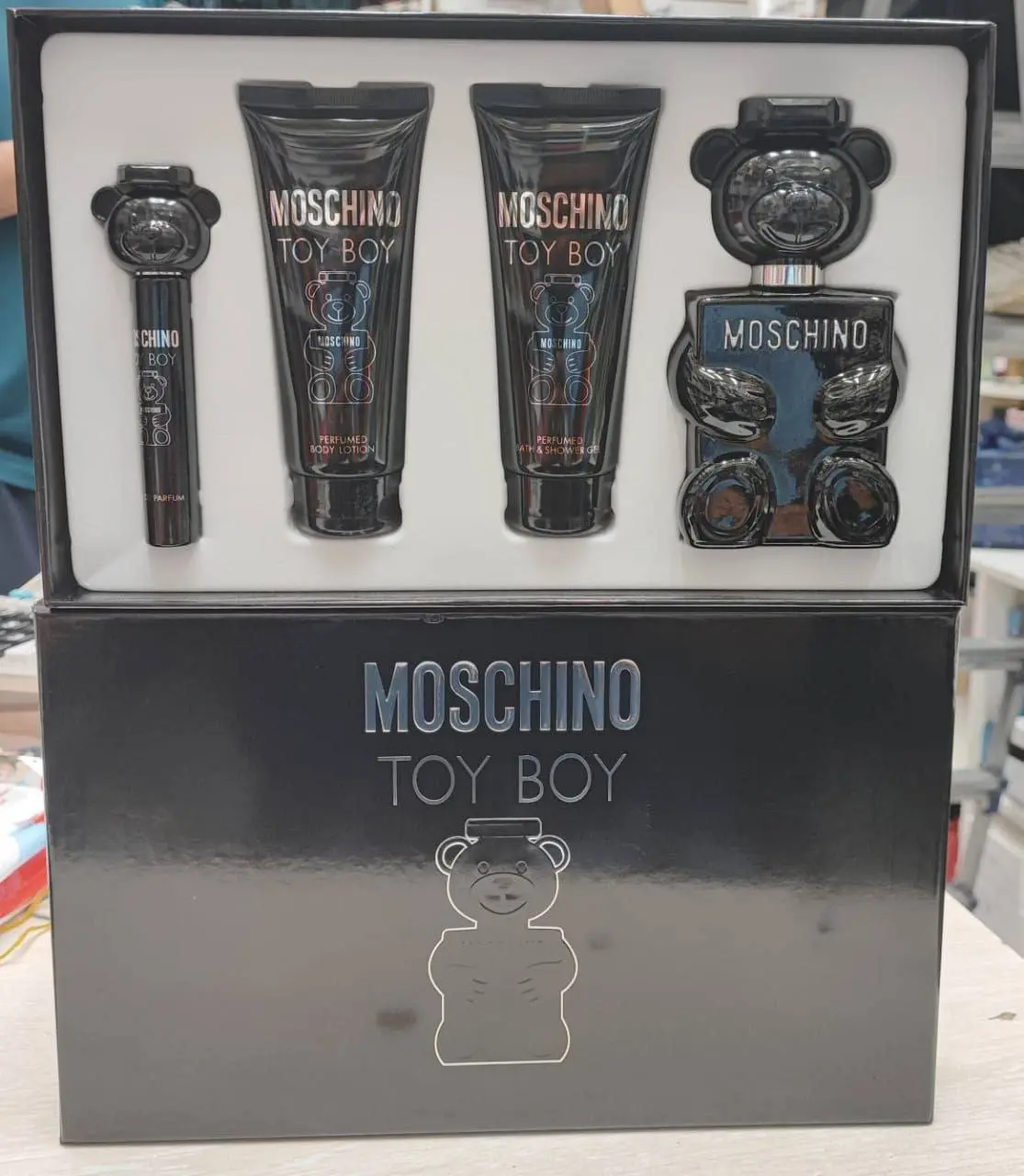 Moschino