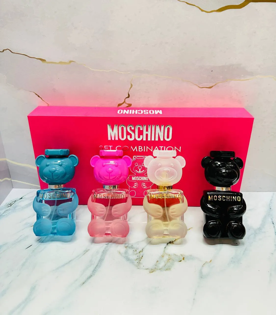 Подарочный набор Moschino 4 по 30 мл 4