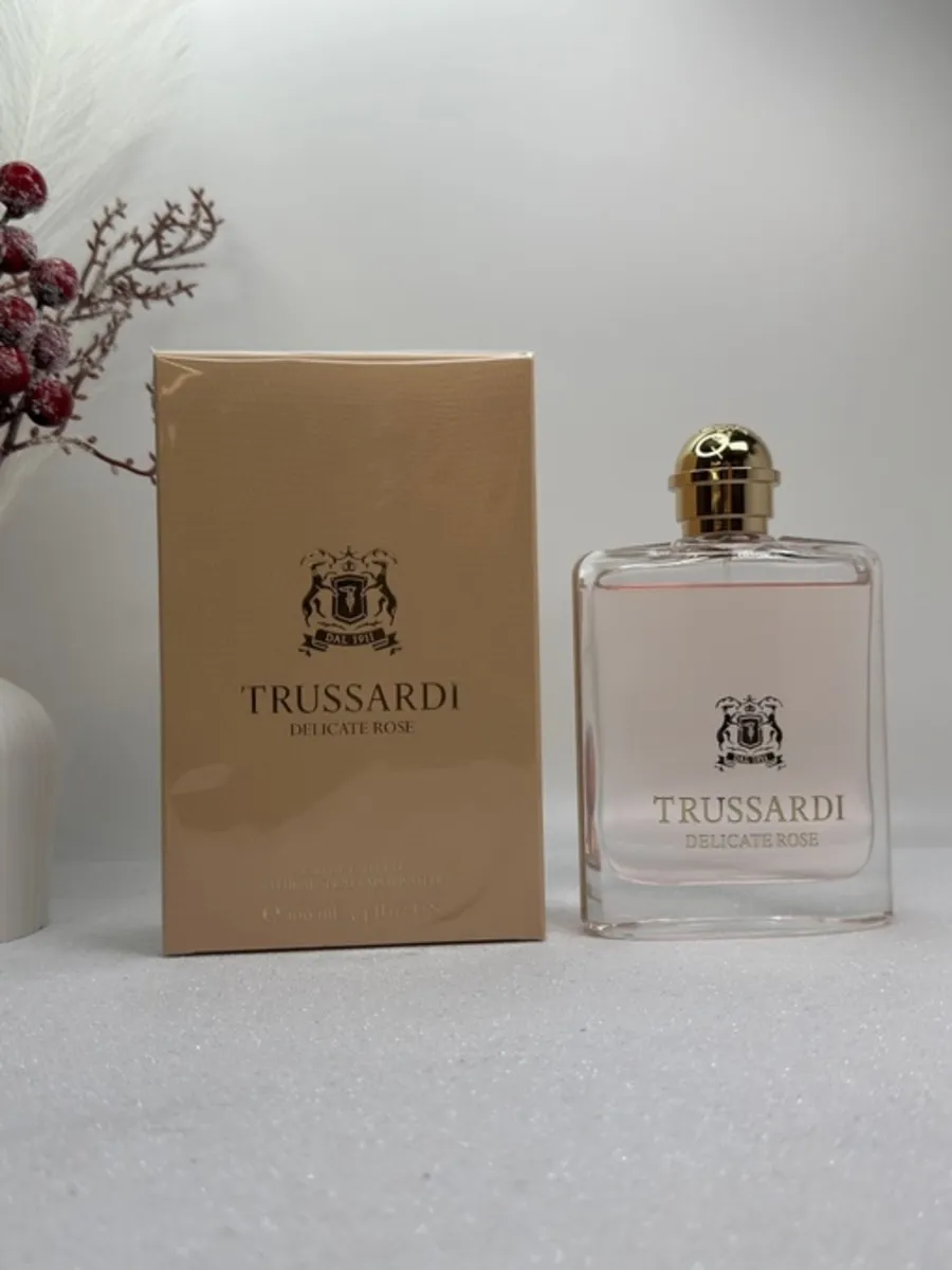 Trussardi Delicate Rose 100 мл 1