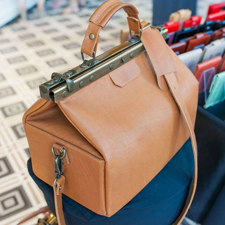 Сумка саквояж женская FREGAT35 1