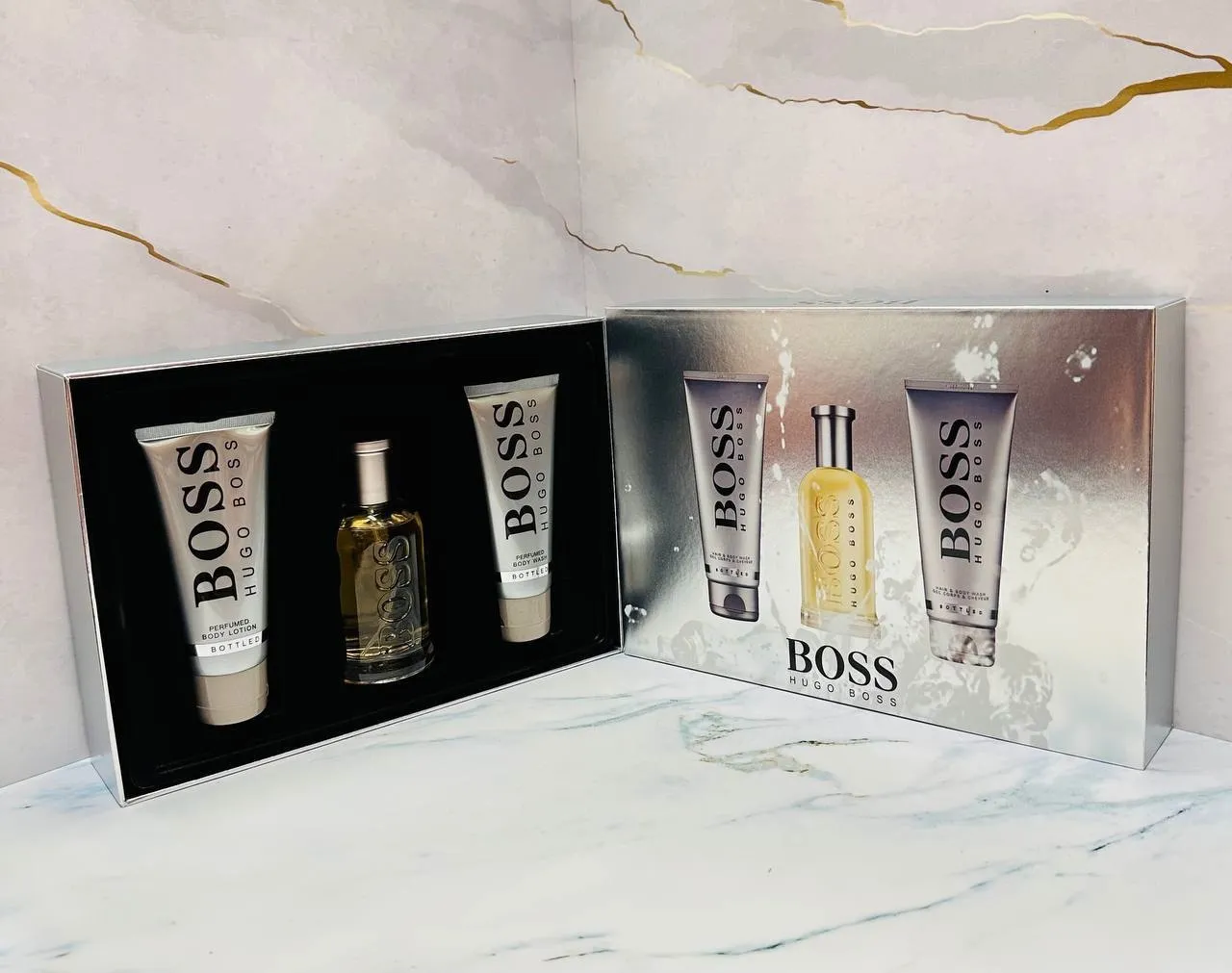 Набор Hugo Boss 3 по 100 ml (шампунь+крем для тела+парфюм) 1