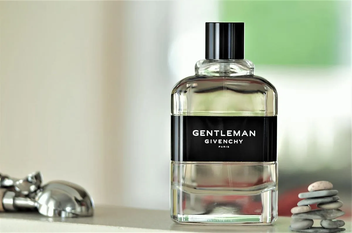 Оригинал, Givenchy Gentleman 2017 edT 100 мл 1