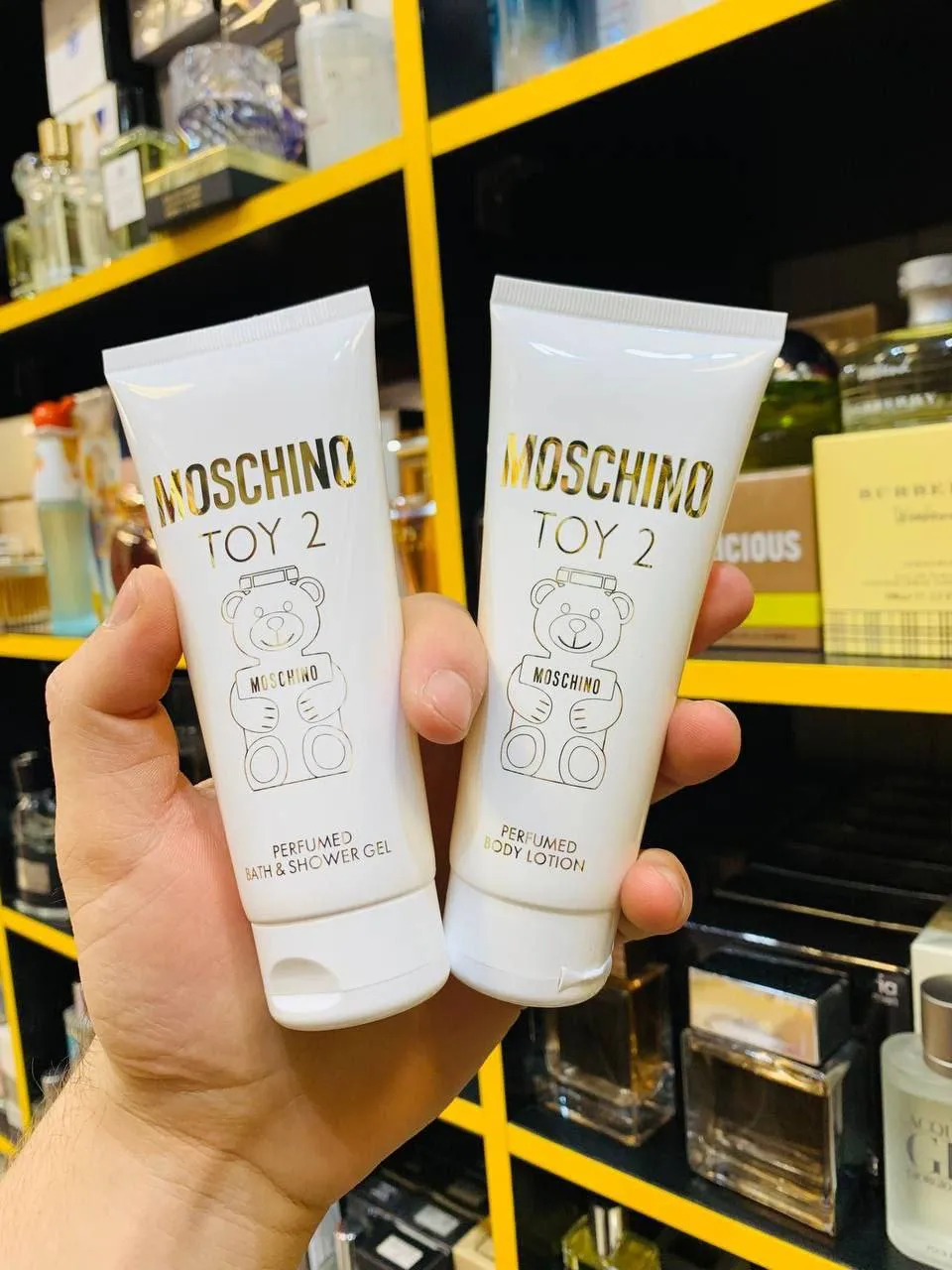Женский подарочный набор, Moschino Toy 4 в 1 3