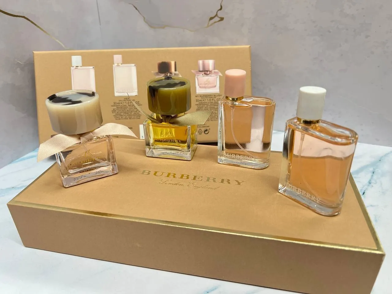 Женский подарочный Набор Burberry 4 по 30 мл 2